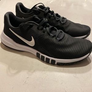 Men’s Nike Training Shoes Size 10